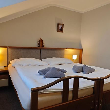 Hotel Stary Mlyn Єсеник Екстер'єр фото