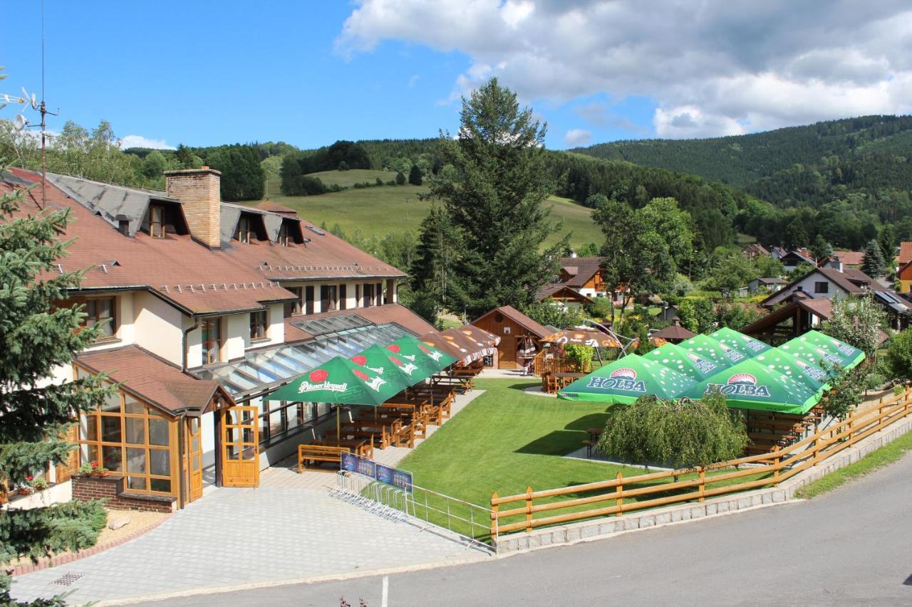 Hotel Stary Mlyn Єсеник Екстер'єр фото