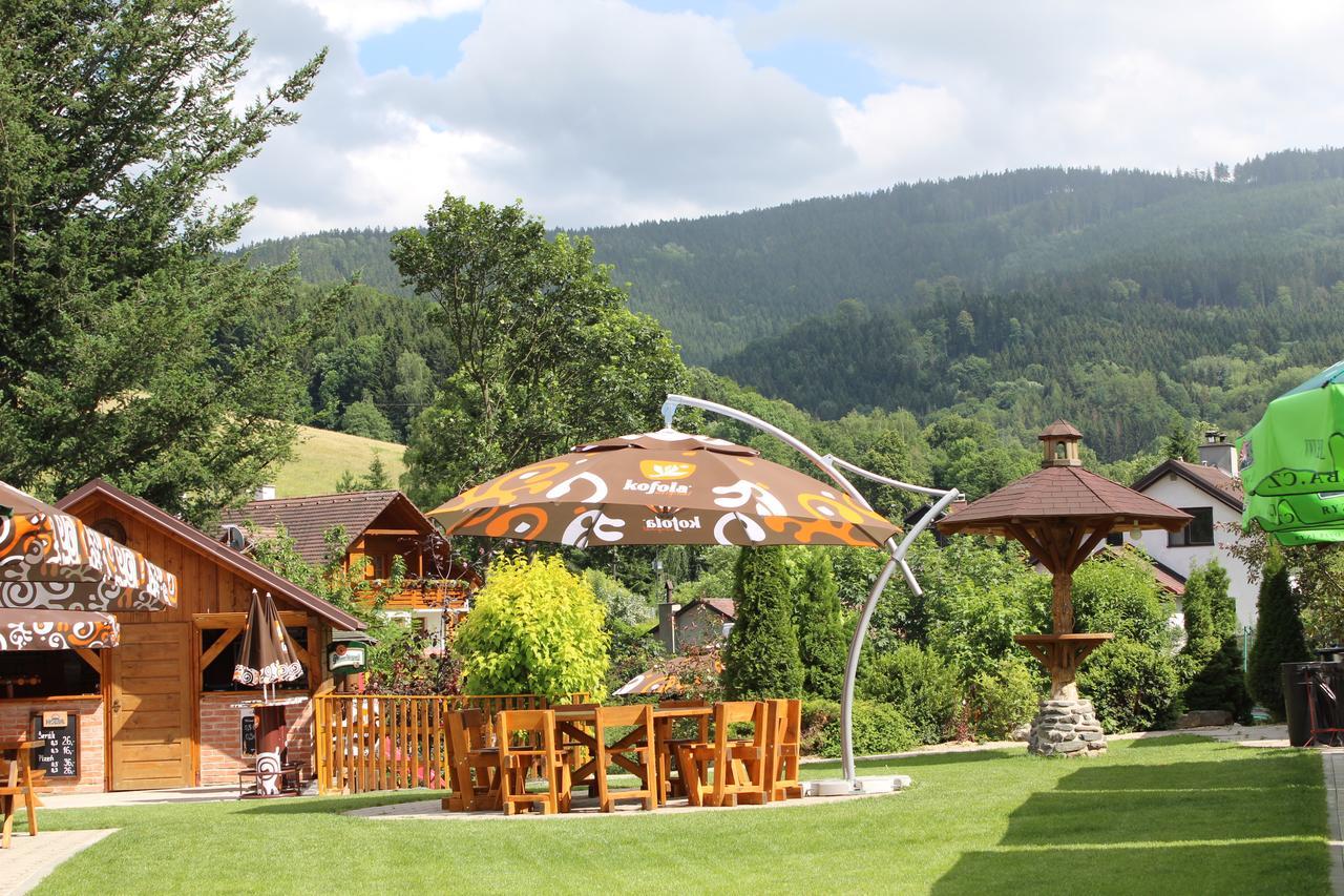 Hotel Stary Mlyn Єсеник Екстер'єр фото